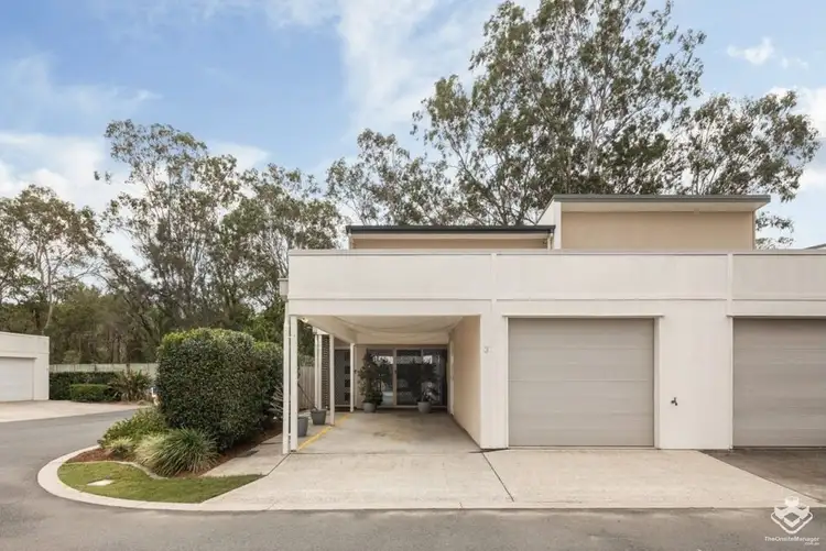 3/2316 Sandgate Road