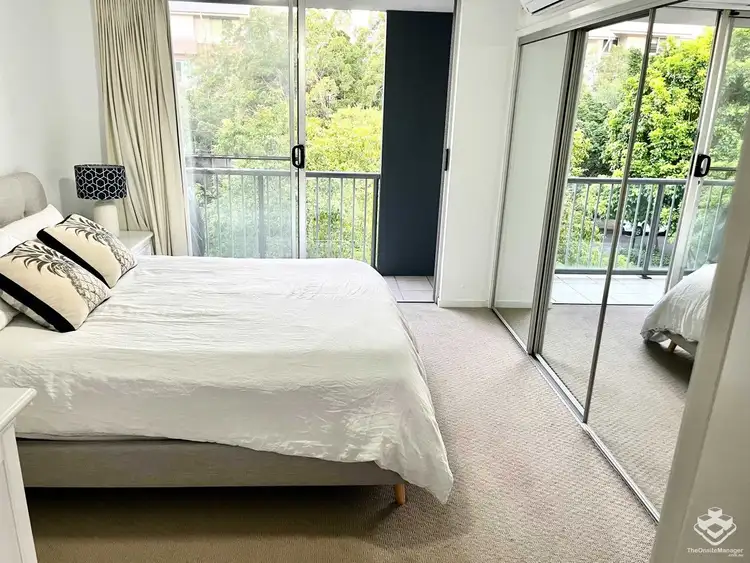 Third view of Homely unit listing, ID:21162634/10 Vernon Terrace, Teneriffe QLD 4005