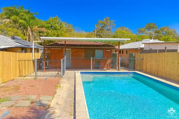 34 Sportsground Street