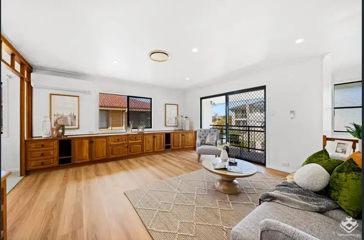 Fourth view of Homely house listing, 8 Bettina Street, Macgregor QLD 4109