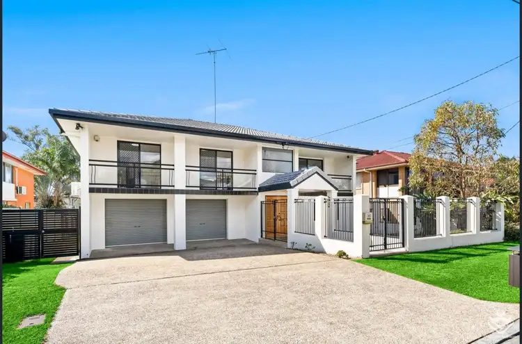 8 Bettina Street, Macgregor QLD 4109