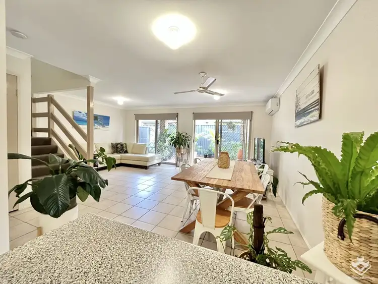 ID:21162935/220 Christine Avenue, Burleigh Waters QLD 4220
