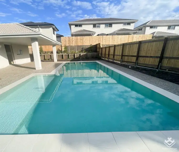 50/16 Nigella Street