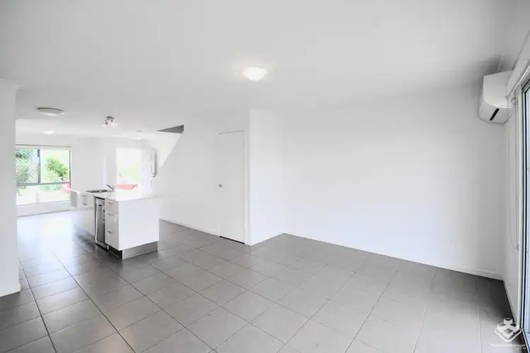 Fifth view of Homely townhouse listing, ID:21163376/51 River Road, Bundamba QLD 4304