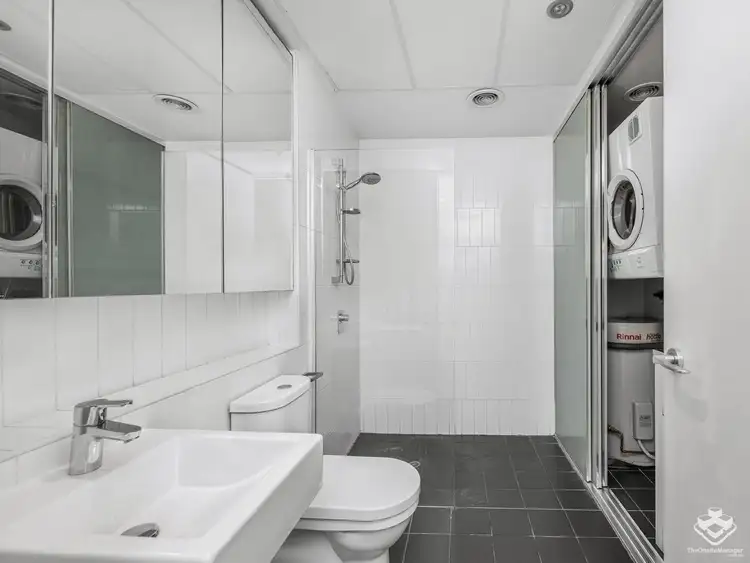 Fifth view of Homely apartment listing, ID:21163793/36 Vernon Terrace, Teneriffe QLD 4005