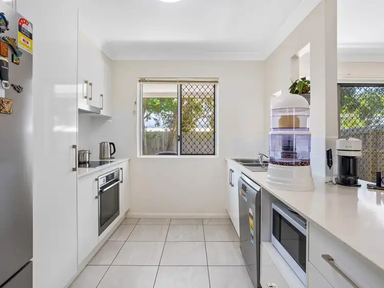 Fourth view of Homely townhouse listing, 37/10 Emerald Place, Bridgeman Downs QLD 4035