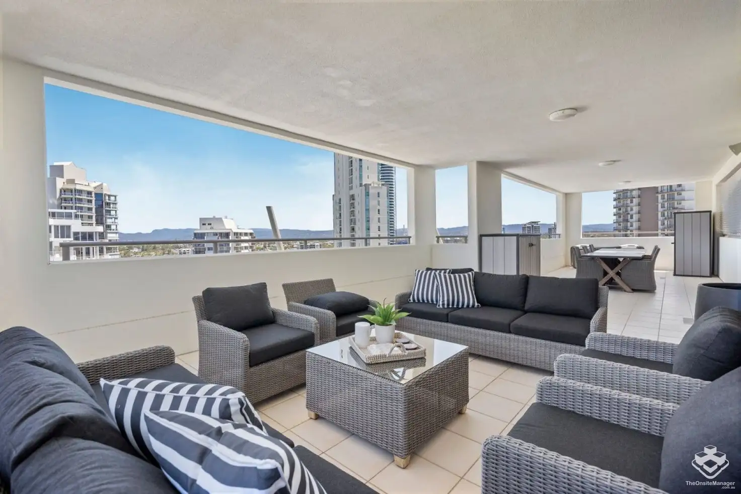 Main view of Homely unit listing, ID:21164287/21-31 Cypress Avenue, Surfers Paradise QLD 4217