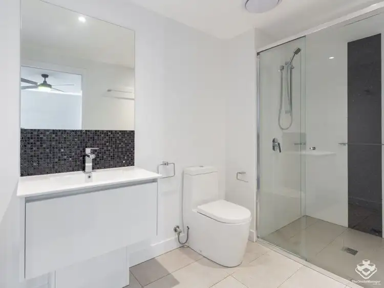 Fourth view of Homely apartment listing, ID:21164324/21 Nile street, Woolloongabba QLD 4102