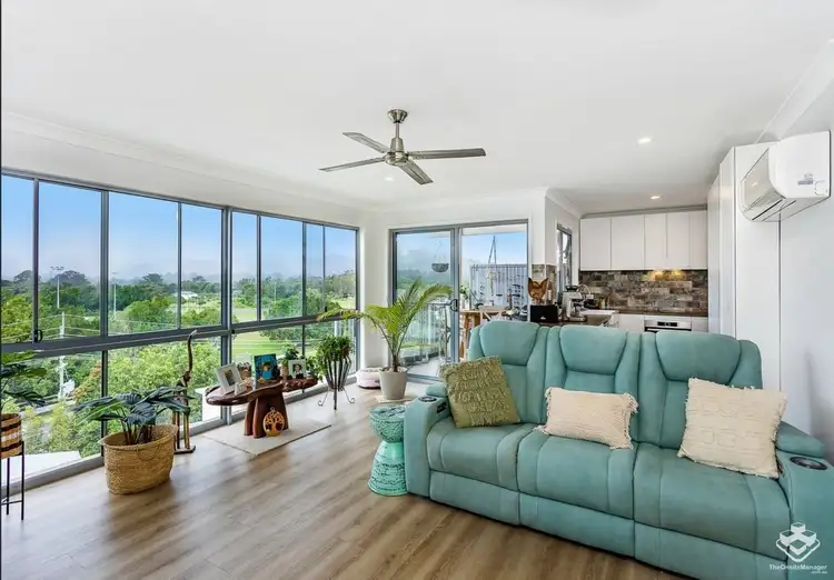 1 Hinterland Drive