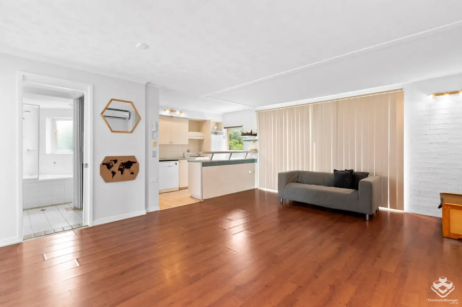Main view of Homely unit listing, ID:21164936/21 Quinton Street, Kangaroo Point QLD 4169