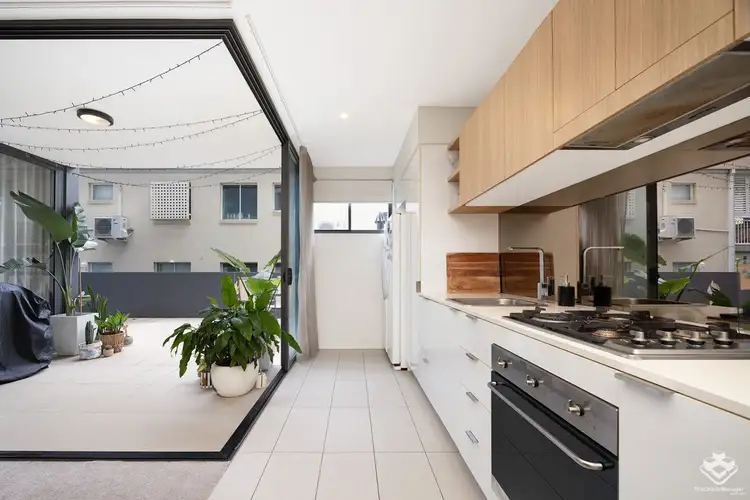 208/27 Russell Street, South Brisbane QLD 4101