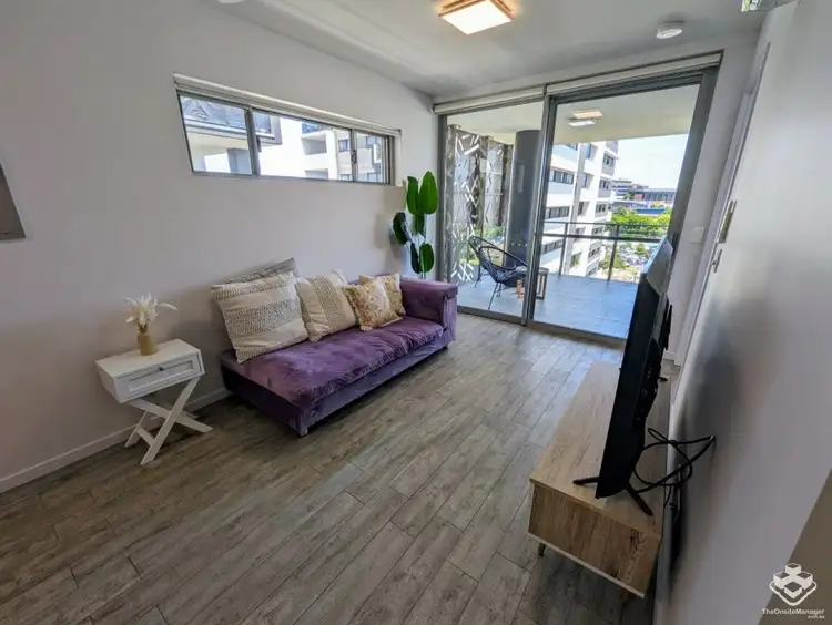 Second view of Homely unit listing, ID:21165414/17 Carl Street, Woolloongabba QLD 4102