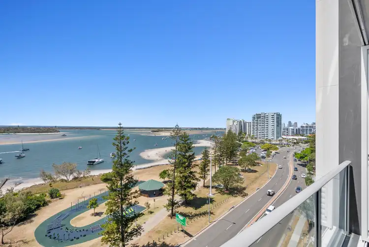 ID:21165417/388 Marine Parade, Labrador QLD 4215