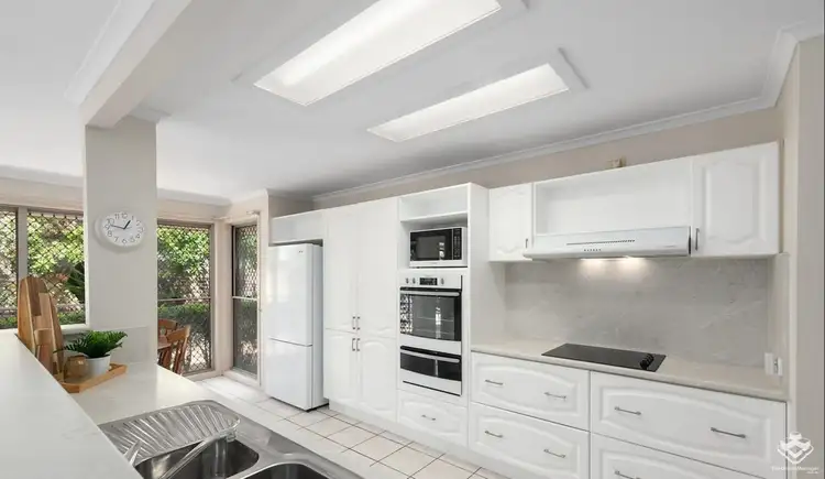 Second view of Homely house listing, 4 Falaise Place, Sunnybank Hills QLD 4109