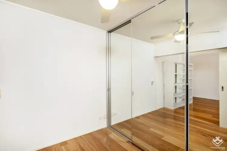 Fourth view of Homely apartment listing, ID:21165724/15 Goodwin Street, Kangaroo Point QLD 4169