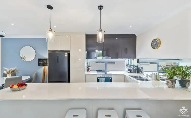 38/5074 EMERALD ISLAND DRIVE, Carrara QLD 4211