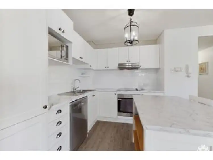 Sixth view of Homely unit listing, ID:21166291/142 Stanhill Drive, Chevron Island QLD 4217