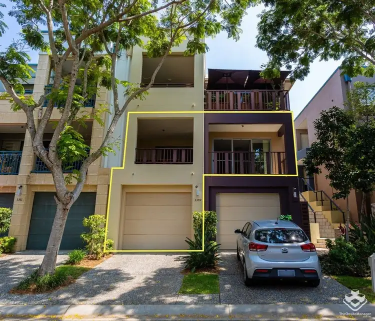 3309 Central Place, Carrara QLD 4211