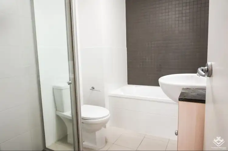 Second view of Homely unit listing, ID:21166506/21-31CypressAvenuew Cypress Avenue, Surfers Paradise QLD 4217