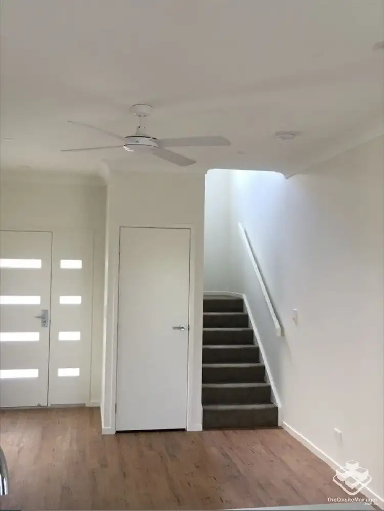 Fourth view of Homely townhouse listing, ID:21152748/5-9 Victor Street, Birkdale QLD 4159