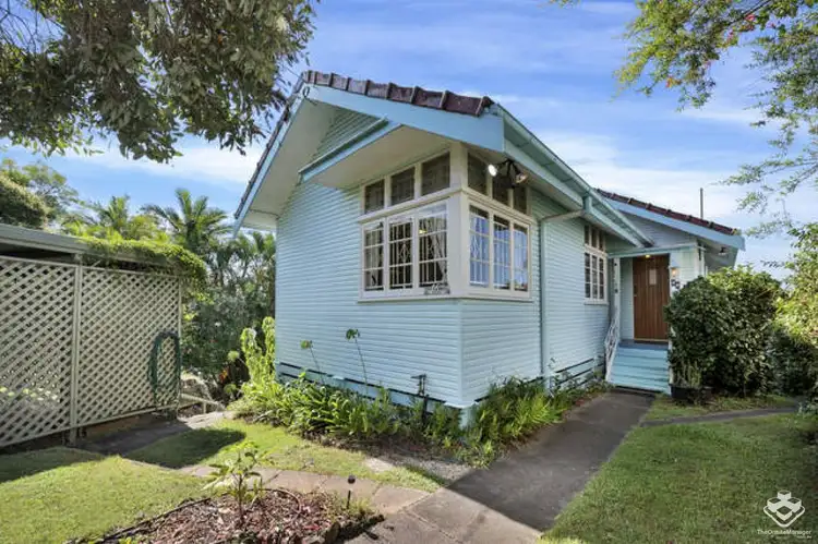 46 Paramount Terrace, Seven Hills QLD 4170