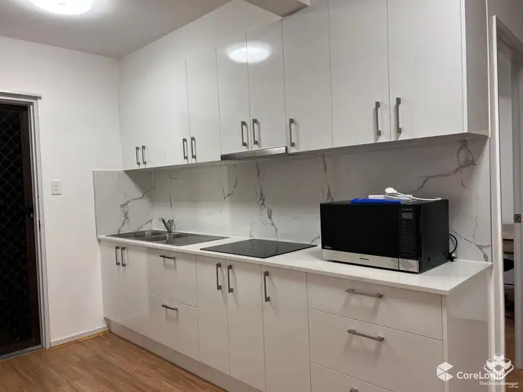 246 Sir Fred Schonell Drive