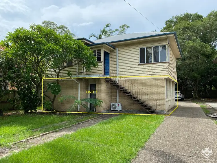 246 Sir Fred Schonell Drive