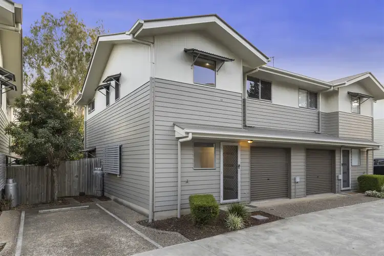 17 Armstrong Street