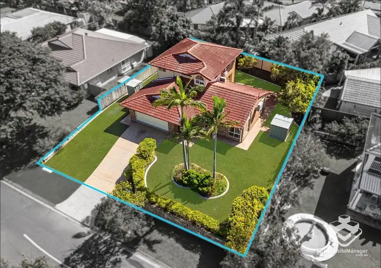 3 Bottlebrush Street