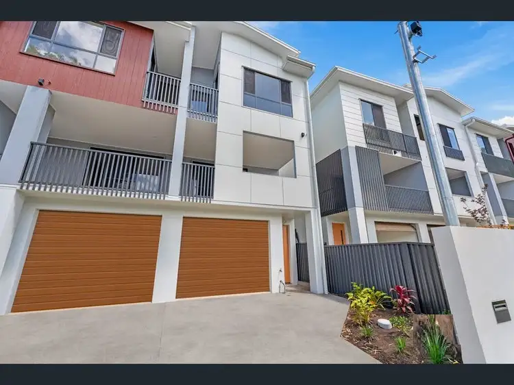 2/2 Elizabeth Street, Toowong QLD 4066