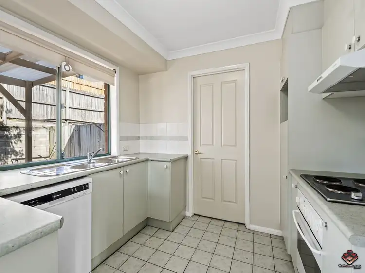 Third view of Homely townhouse listing, 90 Oakleaf Street, Eight Mile Plains QLD 4113