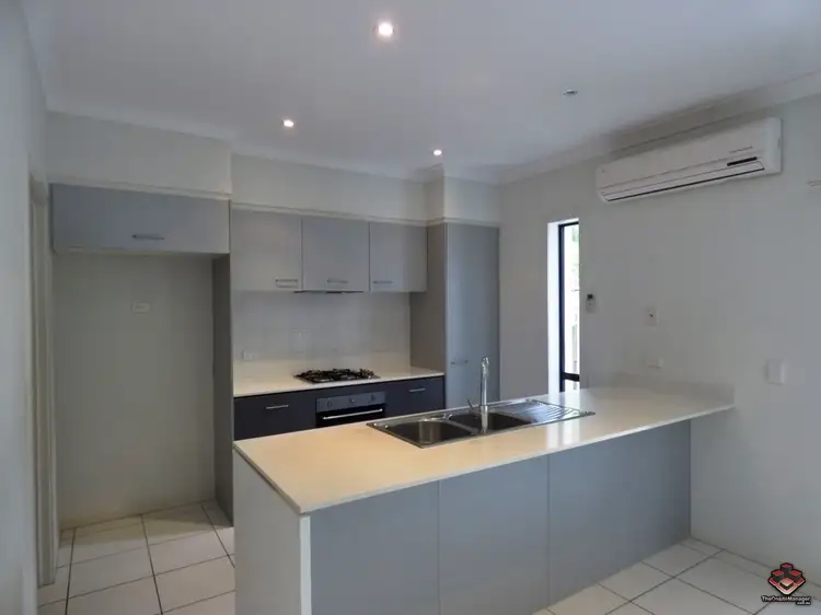 Fifth view of Homely townhouse listing, ID:21066417/16 Surbiton Court, Carindale QLD 4152