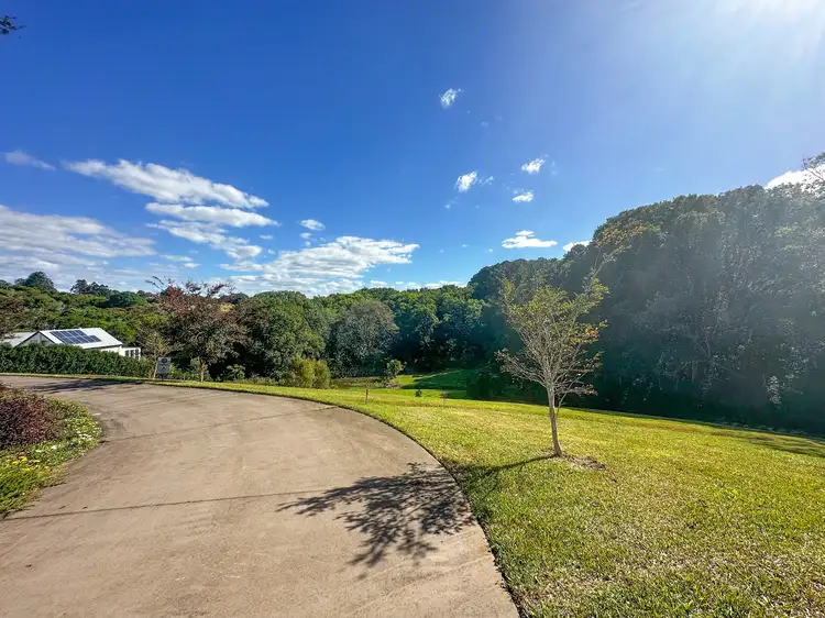 23 Hamptons Place, Montville QLD 4560