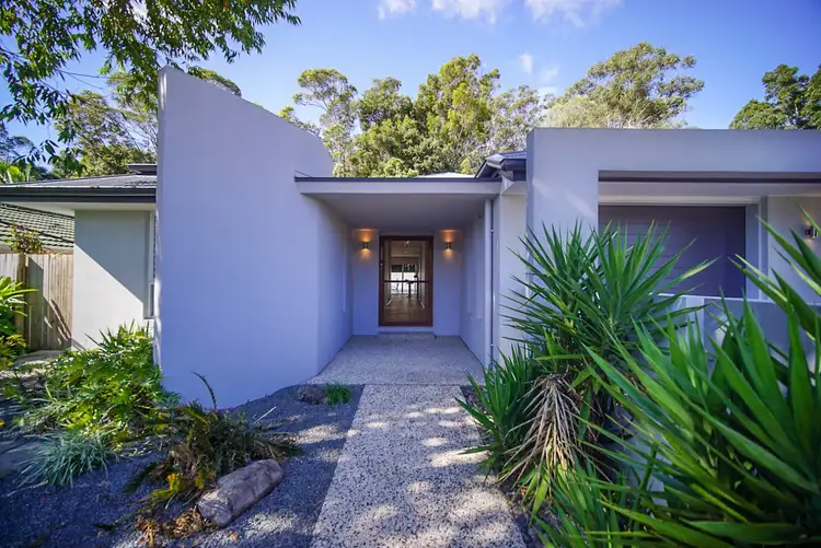 73 Lake Entrance Boulevard, Noosaville QLD 4566