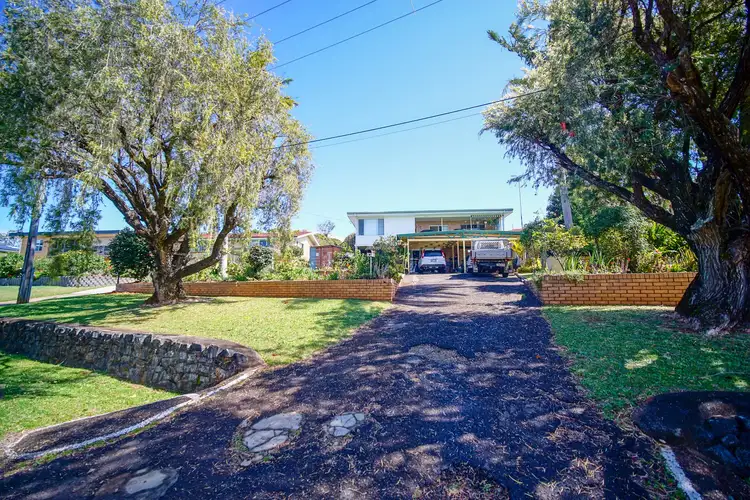 9 Bambaroo Close, Nambour QLD 4560