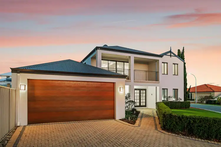 Third view of Homely house listing, 4 Minga Place, Lake Coogee WA 6166