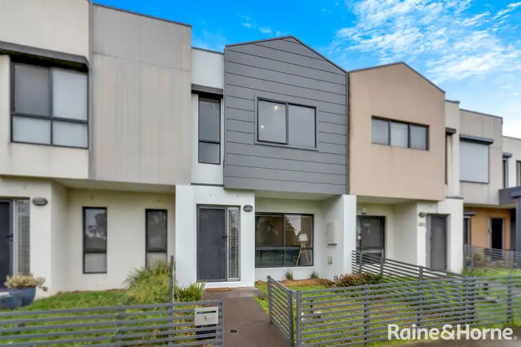 Second view of Homely house listing, 9 Channel Walk, Craigieburn VIC 3064