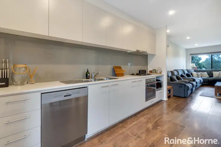 Fifth view of Homely house listing, 9 Channel Walk, Craigieburn VIC 3064