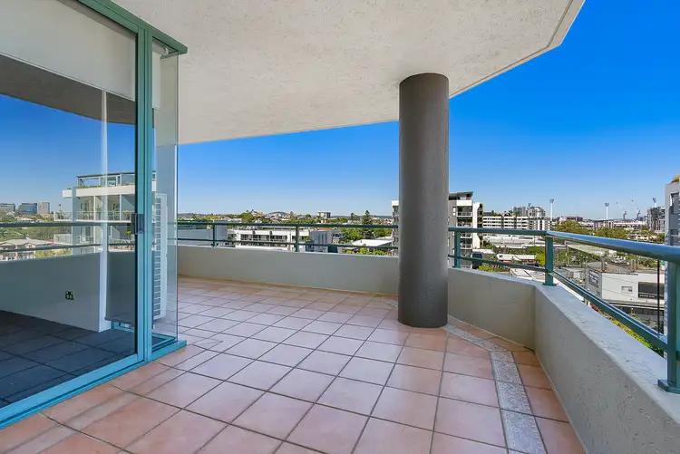 Third view of Homely apartment listing, 23/10 Park Avenue, Kangaroo Point QLD 4169