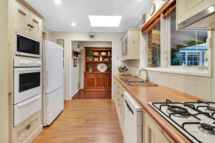 Fifth view of Homely house listing, 28 Aranda Drive, Davidson NSW 2085