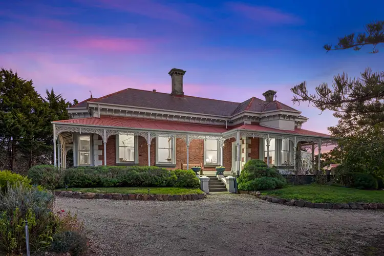 122 Green Hill Drive, Ararat VIC 3377