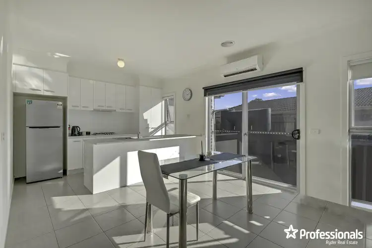 Fifth view of Homely unit listing, 1/15 Maree Court, Kurunjang VIC 3337