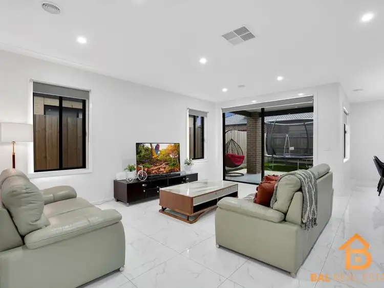 Sixth view of Homely house listing, 2 Wolin Drive, Tarneit VIC 3029