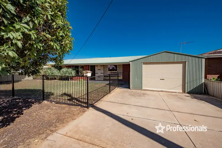 7 Robinson Street, Spalding WA 6530