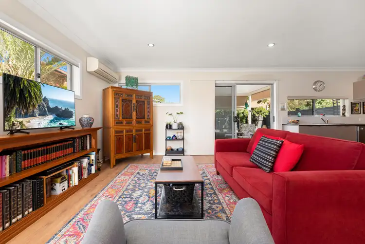 Sixth view of Homely townhouse listing, 2/135 Grosvenor Street, Morningside QLD 4170