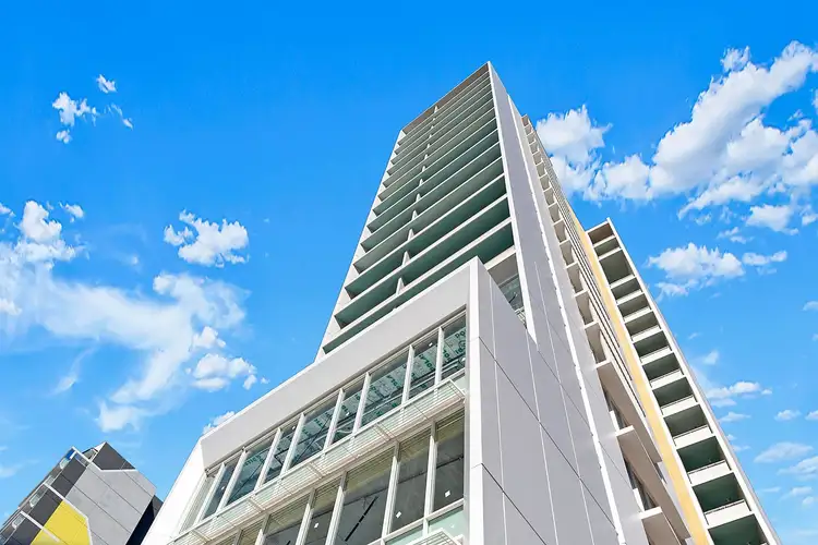 2 bedrooms/16 Railway Parade, Burwood NSW 2134