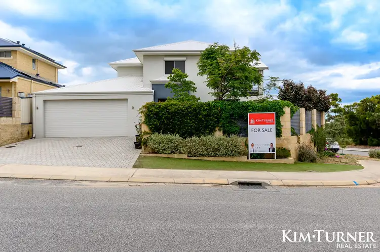 14 Shoreline Gardens, Yangebup WA 6164