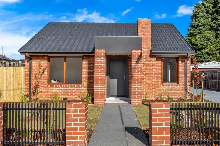 1/1 Taylor Avenue, Reservoir VIC 3073