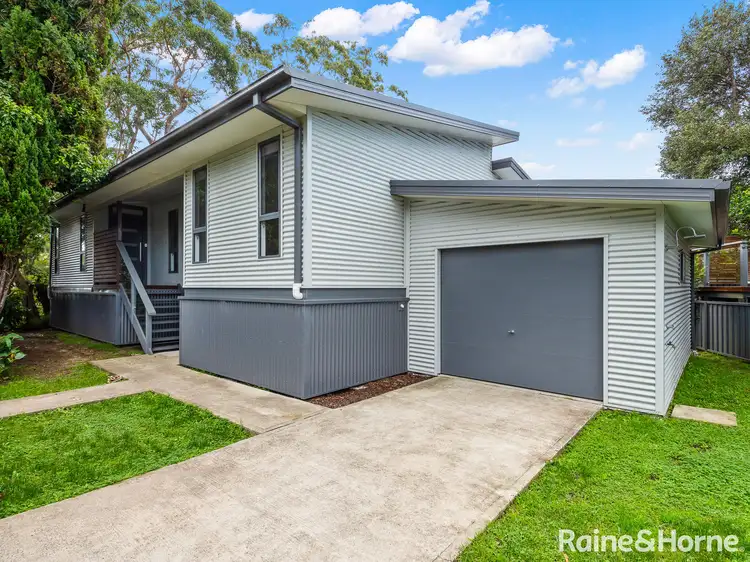 2 Centre Street, Lake Tabourie NSW 2539