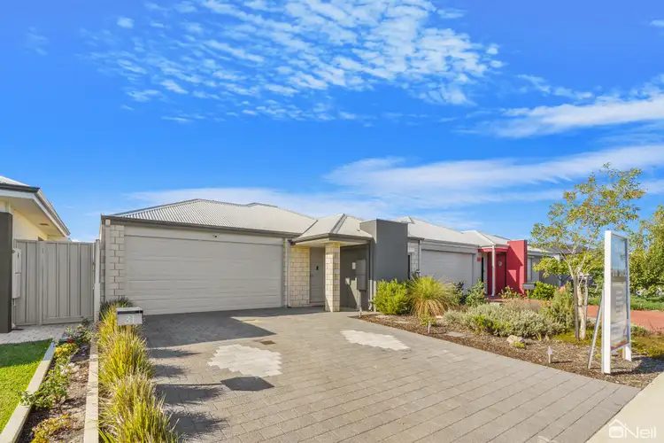 31 Greenpoint Way, Hilbert WA 6112